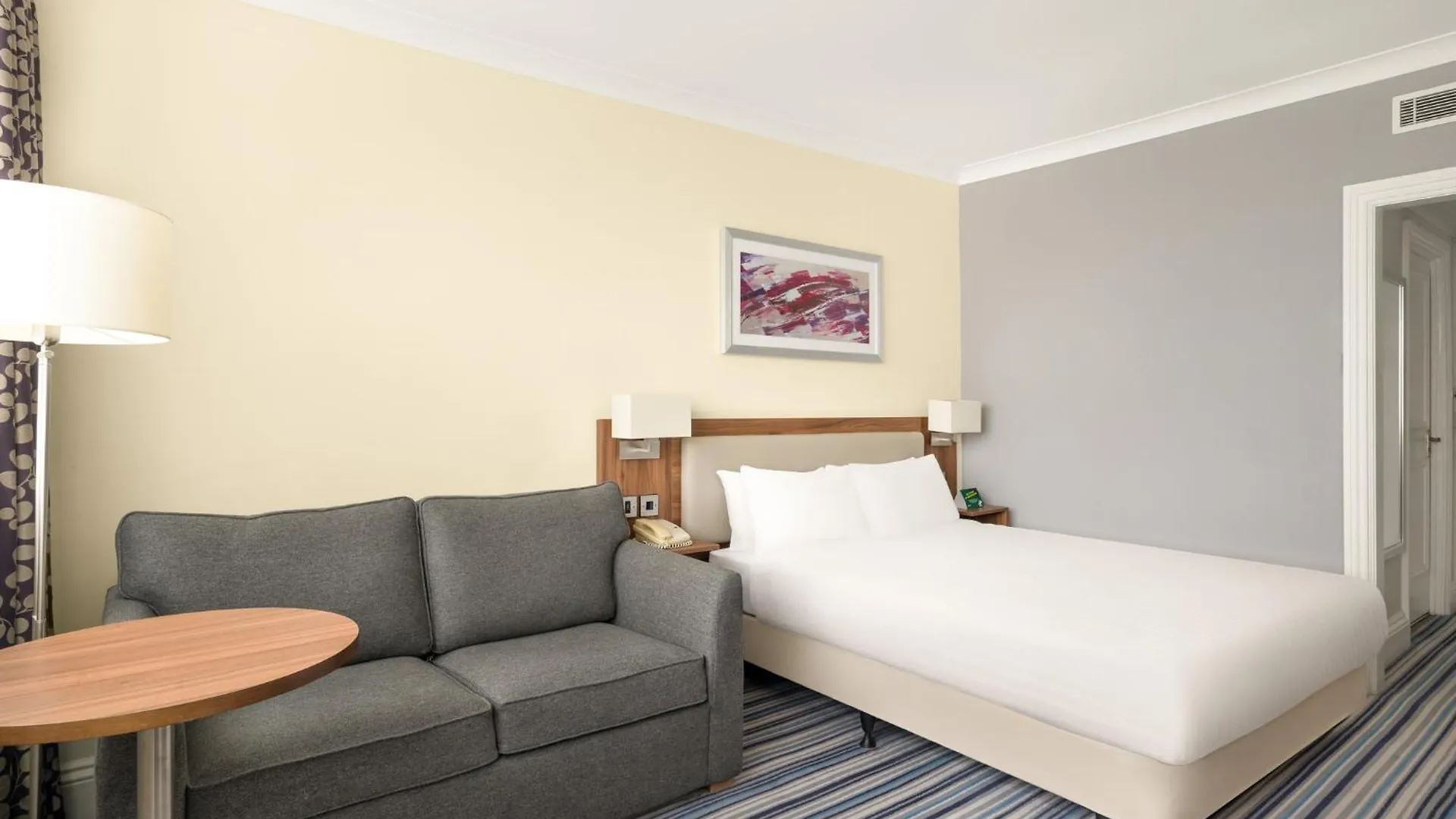 Holiday Inn York By Ihg Hotel